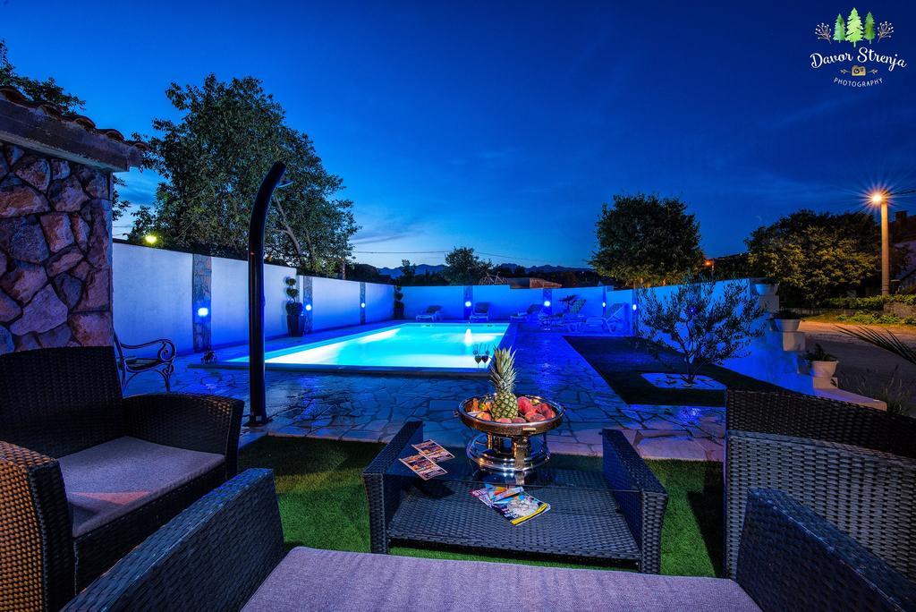 Apartments & Villa Tisno Обровац Экстерьер фото
